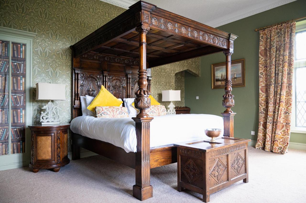 Miskin Manor Hotel เฮนโซล ภายนอก รูปภาพ